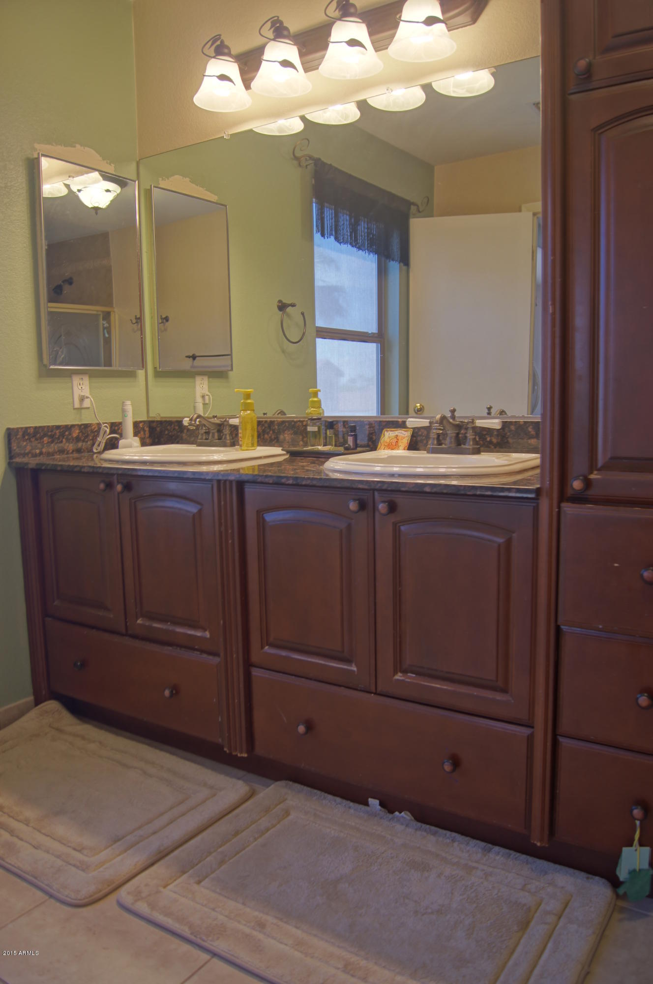8041 West Hatcher Road Peoria, AZ 85345 - Photo 21 of 24 DSC00416