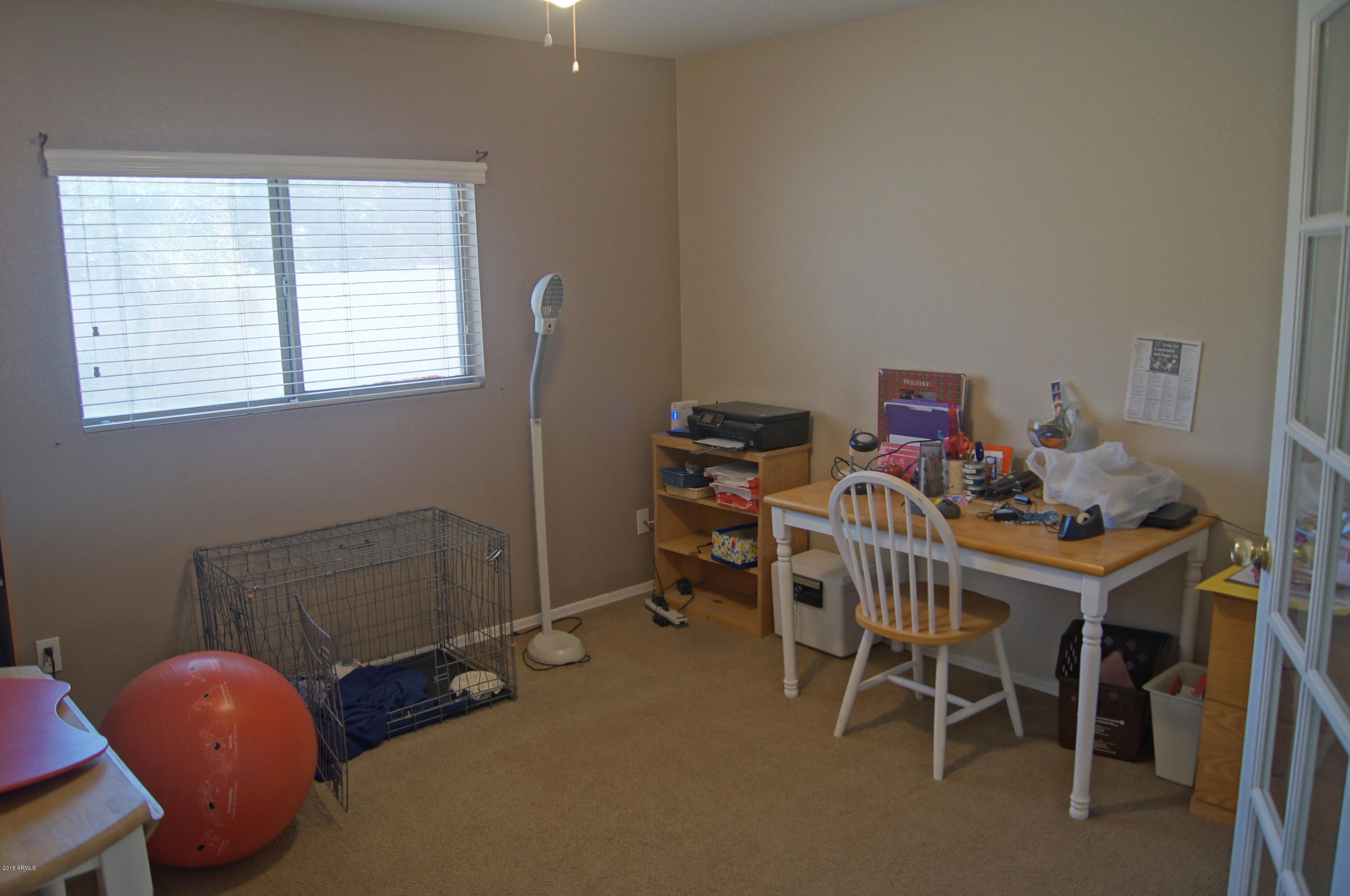 8041 West Hatcher Road Peoria, AZ 85345 - Photo 5 of 24 DSC00368
