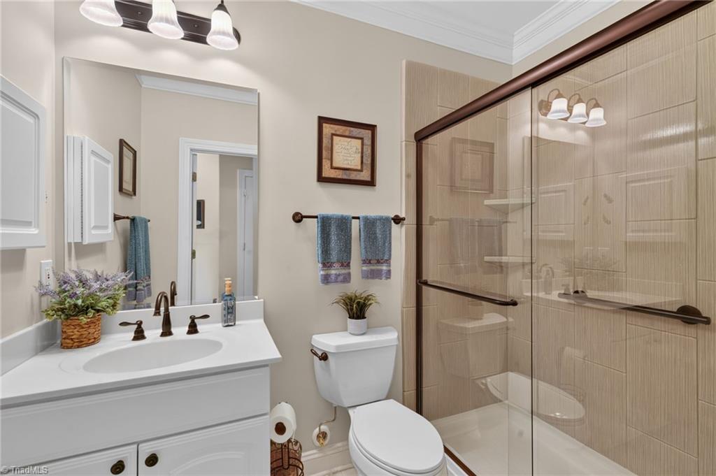 522 College Road, Unit 207 Greensboro, NC 27410 - Photo 7 of 34