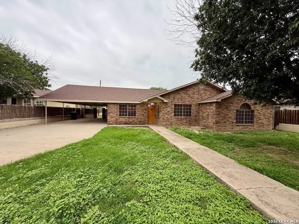 $279,000 | 415 Chuck Wagon Road, Eagle Pass, TX 78852