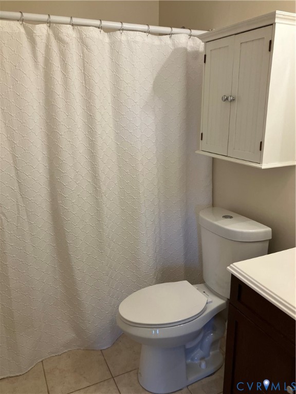 8503 Julian Road Henrico, VA 23229 - Photo 18 of 18 Hall bathroom