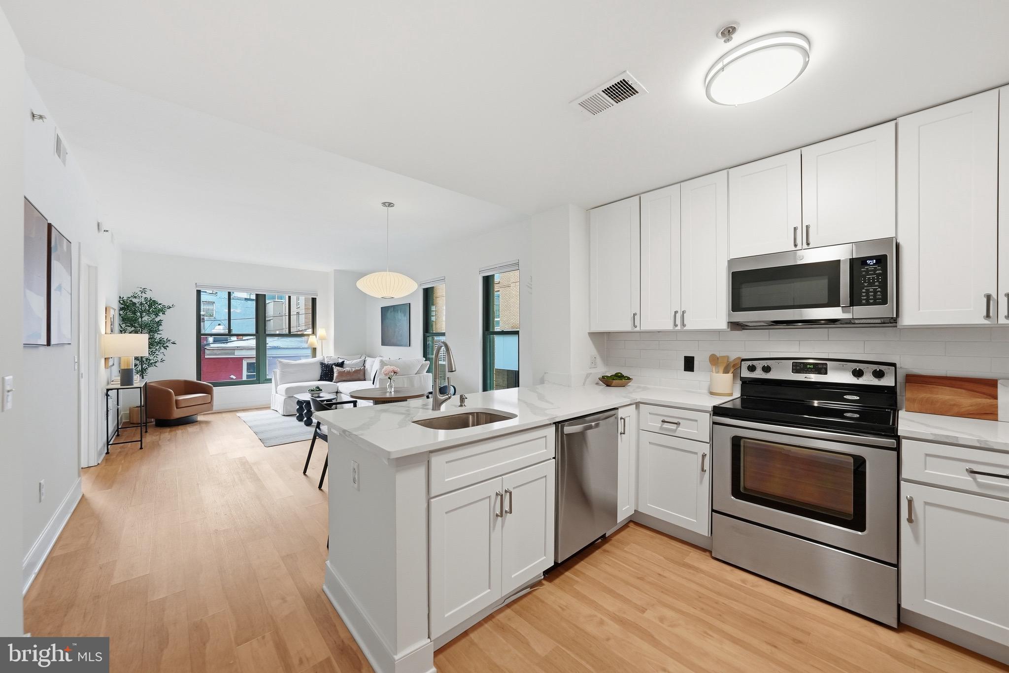 910 M Street Northwest, Unit 203 Washington, DC 20001 - Photo 14 of 24 Kitchen