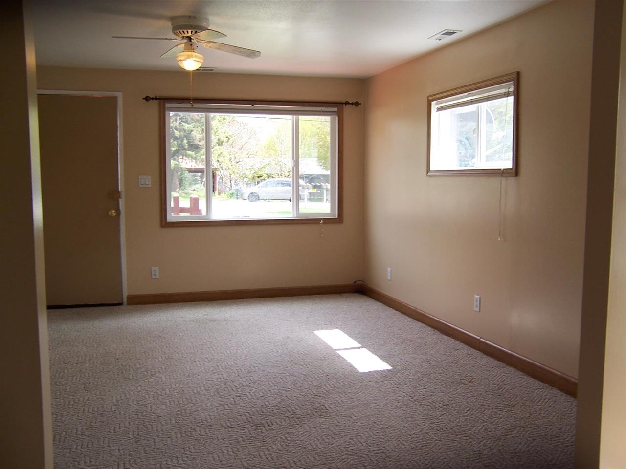 516 South Koren Road Spokane Valley, WA 99212 - Photo 3 of 12