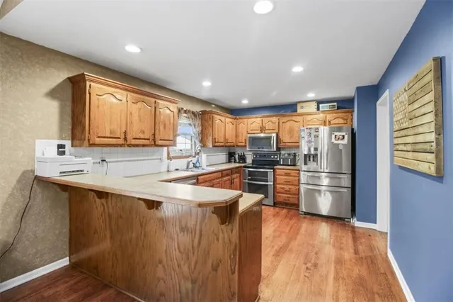 $549,000 | 20509 South Bogar Circle, Belton, MO 64012