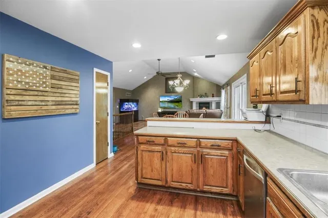 $549,000 | 20509 South Bogar Circle, Belton, MO 64012