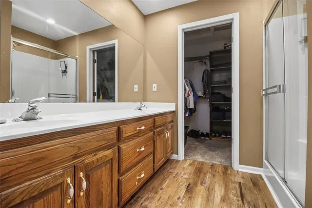 $549,000 | 20509 South Bogar Circle, Belton, MO 64012