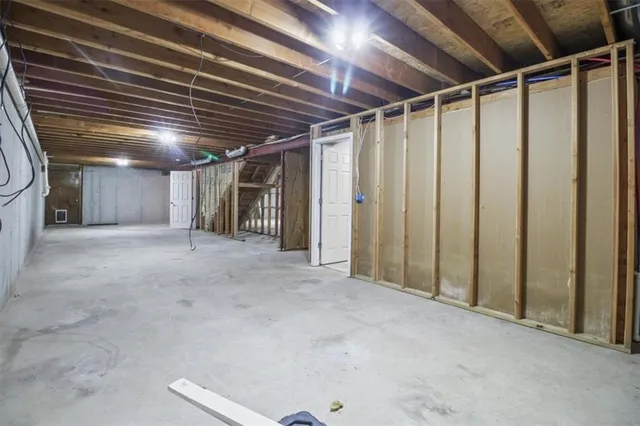 $549,000 | 20509 South Bogar Circle, Belton, MO 64012