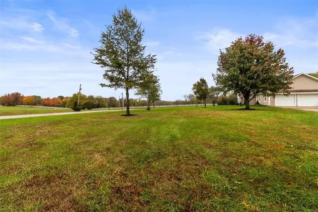 $549,000 | 20509 South Bogar Circle, Belton, MO 64012