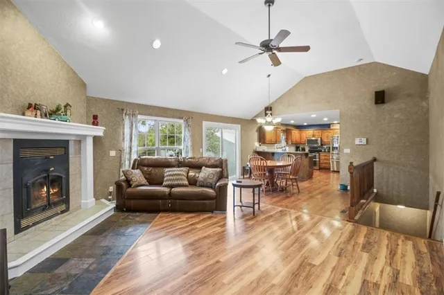 $549,000 | 20509 South Bogar Circle, Belton, MO 64012