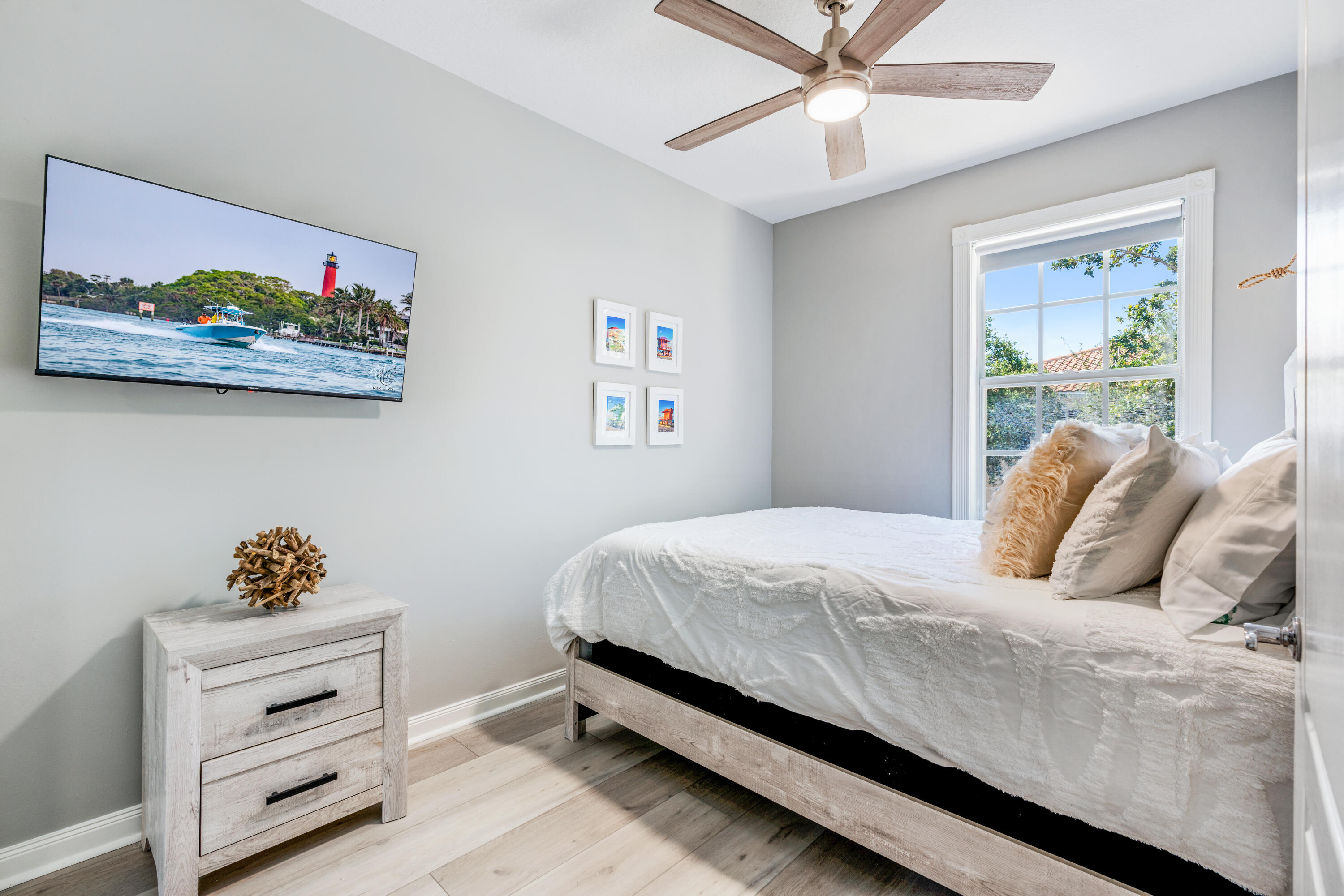 17 Oakleaf Court Tequesta, FL 33469 - Photo 14 of 34 17 Oakleaf Ct-12