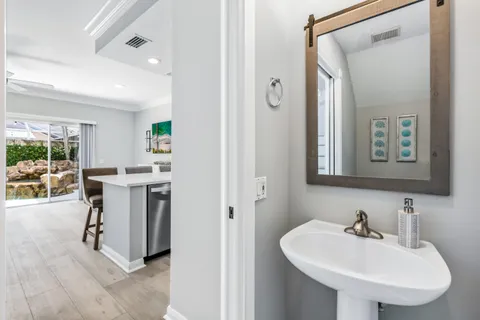 $4,000 | 17 Oakleaf Court, Tequesta, FL 33469