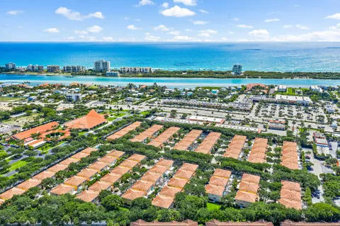 $4,000 | 17 Oakleaf Court, Tequesta, FL 33469