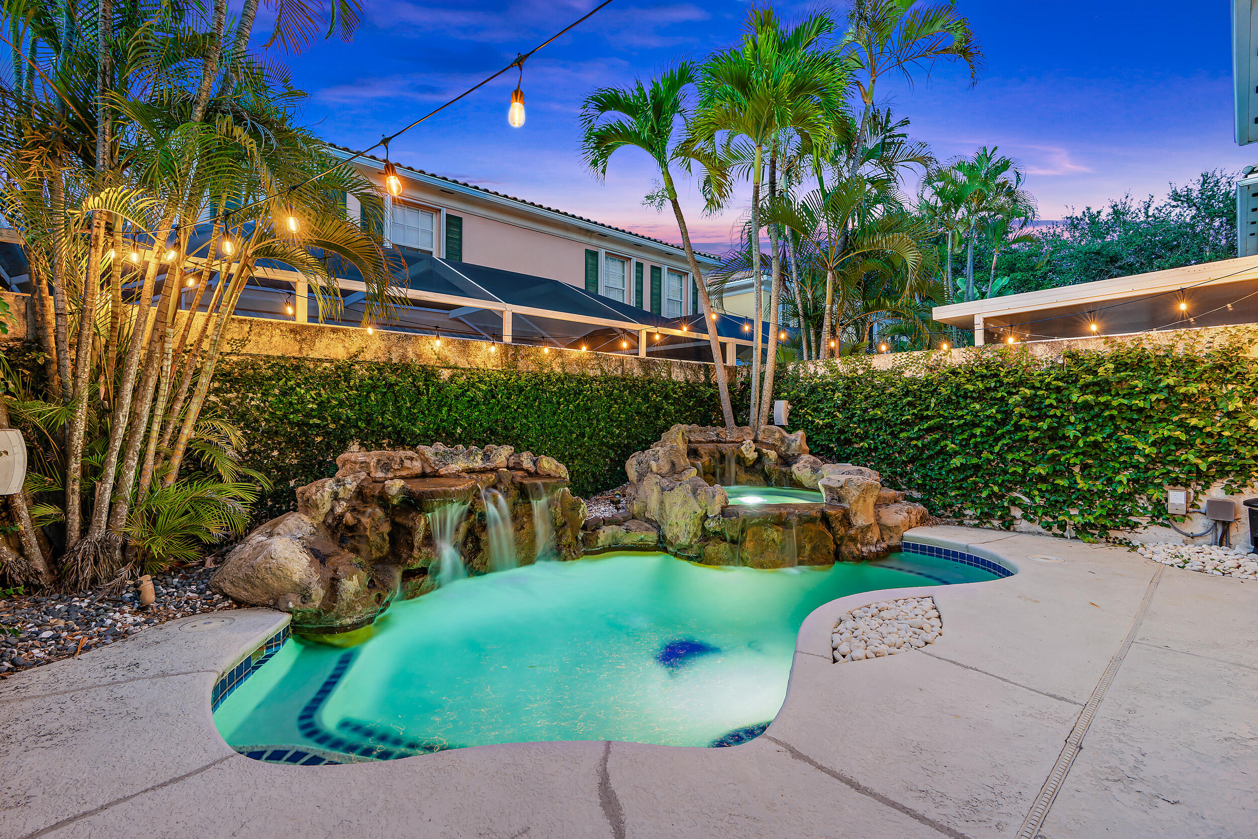 17 Oakleaf Court Tequesta, FL 33469 - Photo 5 of 34 17 Oakleaf Ct-28