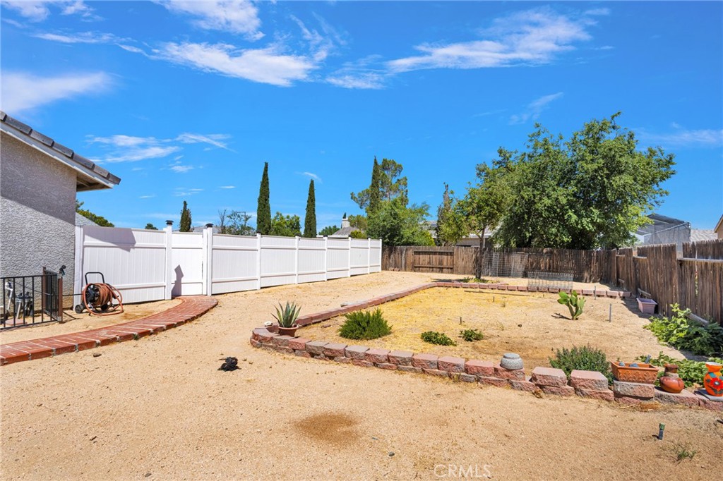 13863 Coachella Road Apple Valley, CA 92307 - Photo 51 of 53 a view of a swimming pool with a patio