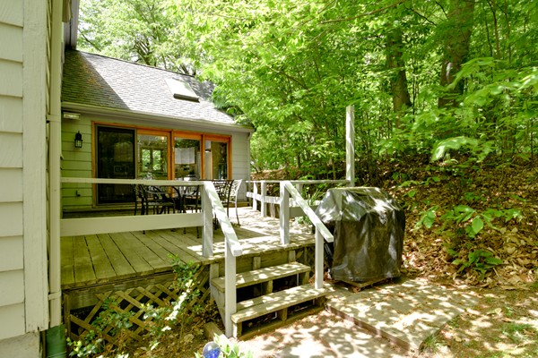 22 Hawthorne Road Wayland, MA 01778 - Photo 19 of 21 Gallery Image 19