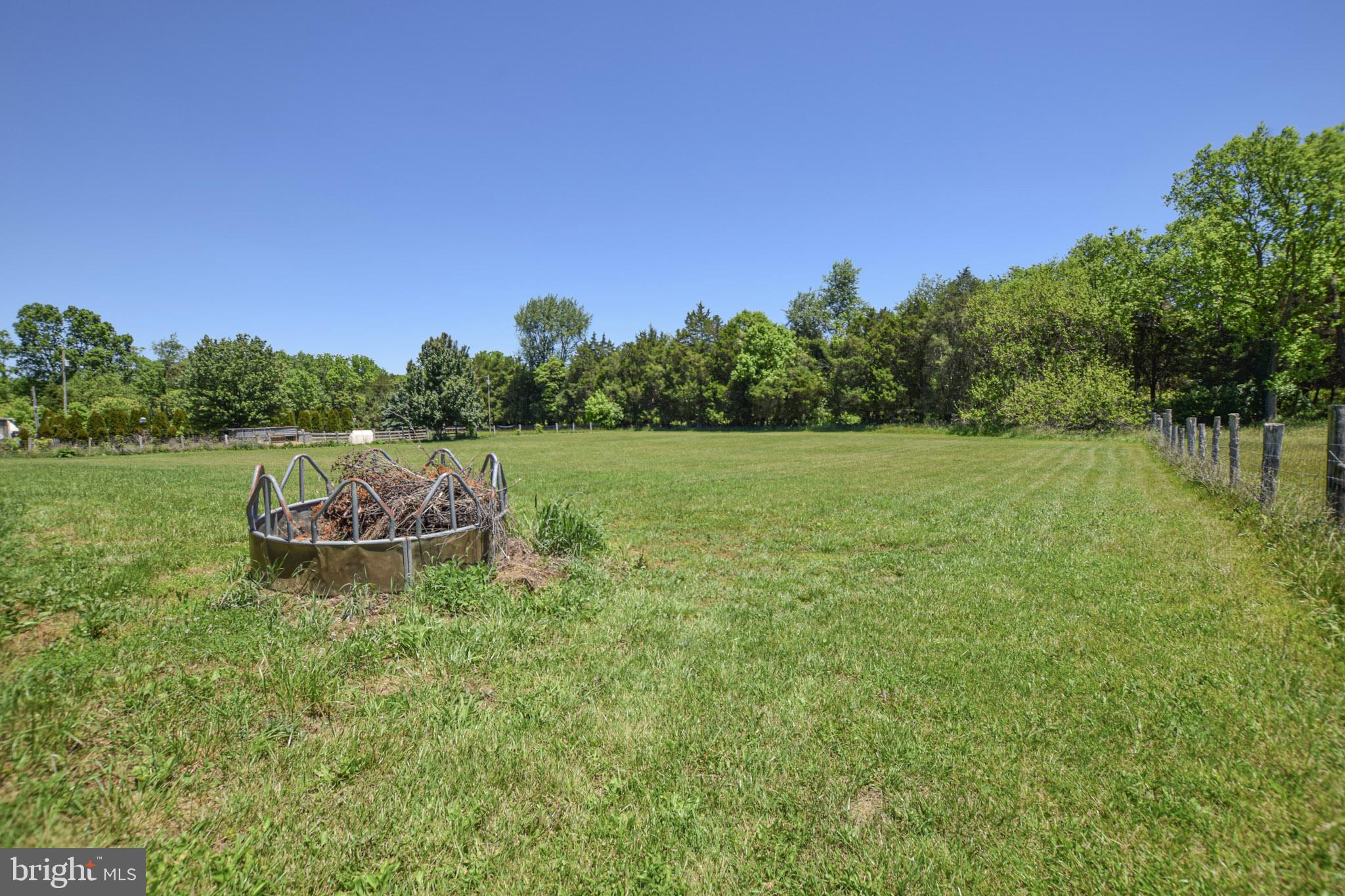894 Files Cross Road Martinsburg, WV 25404 - Photo 31 of 40