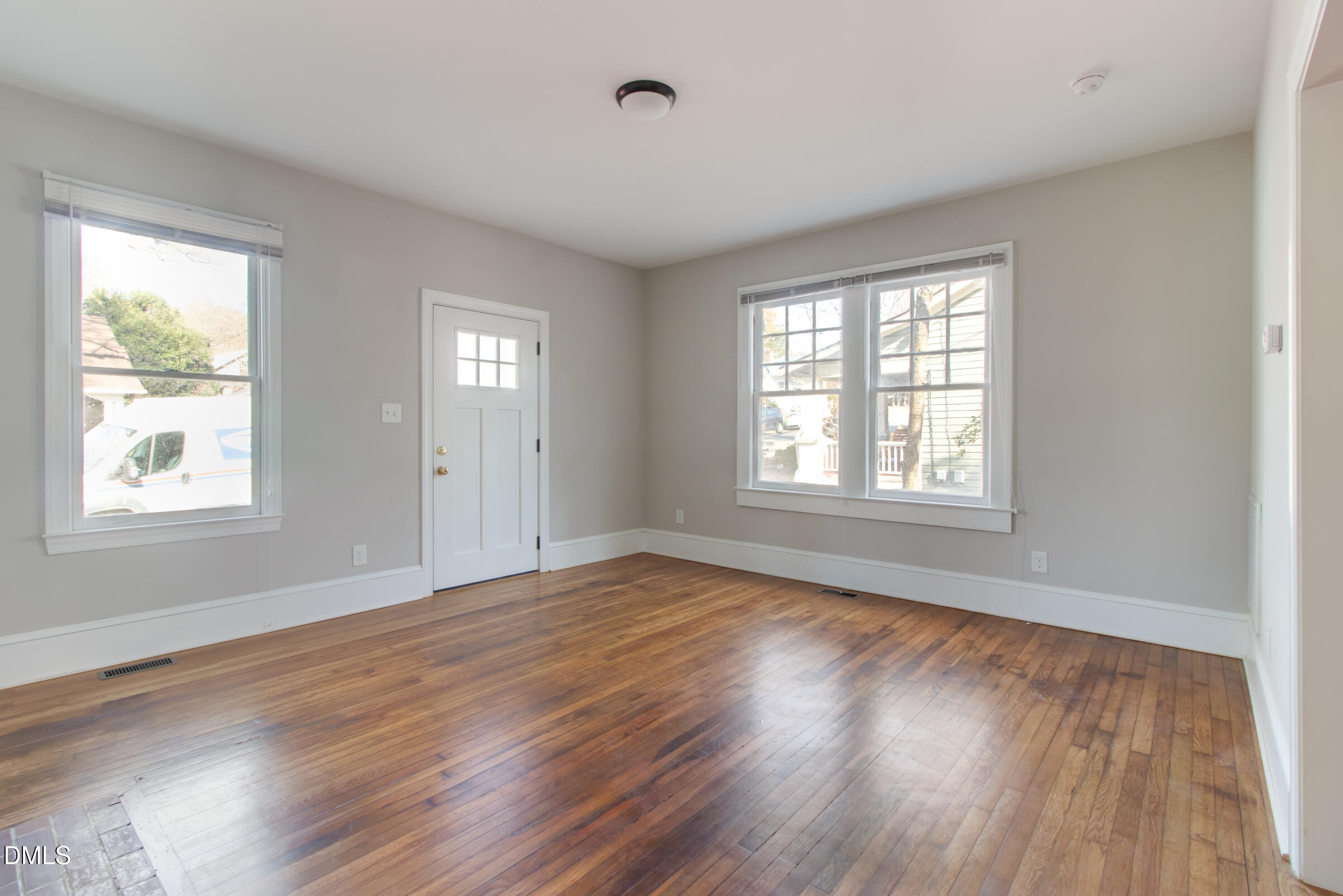 915 B Exum Street Durham, NC 27701 - Photo 4 of 15 915-Exum-UnitA-1003