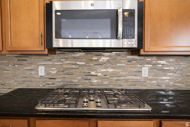 15866 South Mercer Cove Draper, UT 84020 - Photo 11 of 40