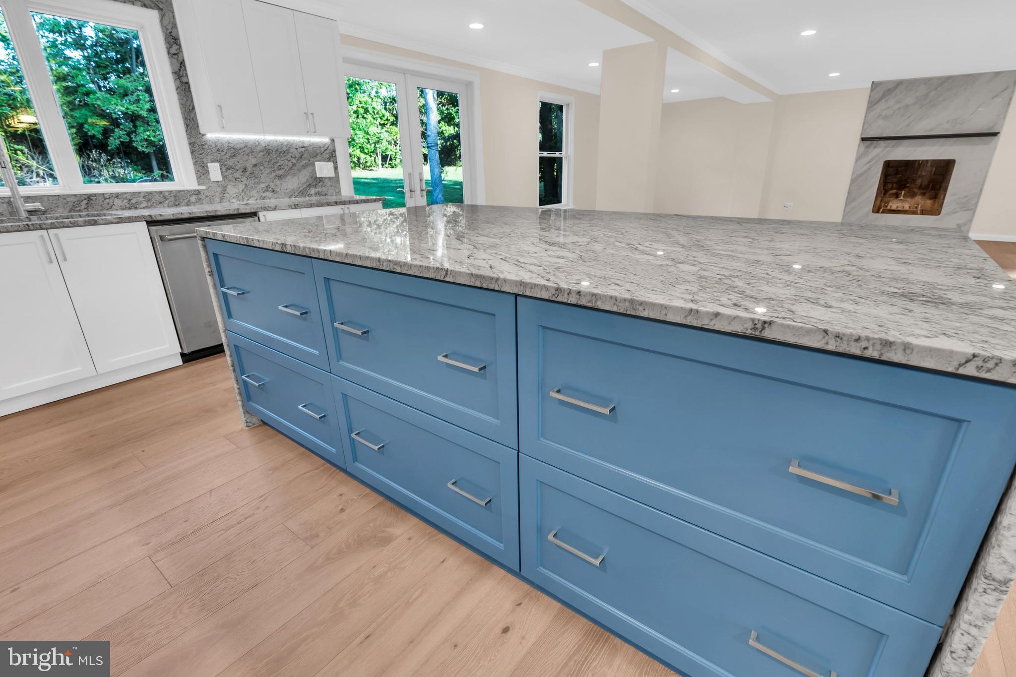 2296 Archdale Road Reston, VA 20191 - Photo 10 of 55