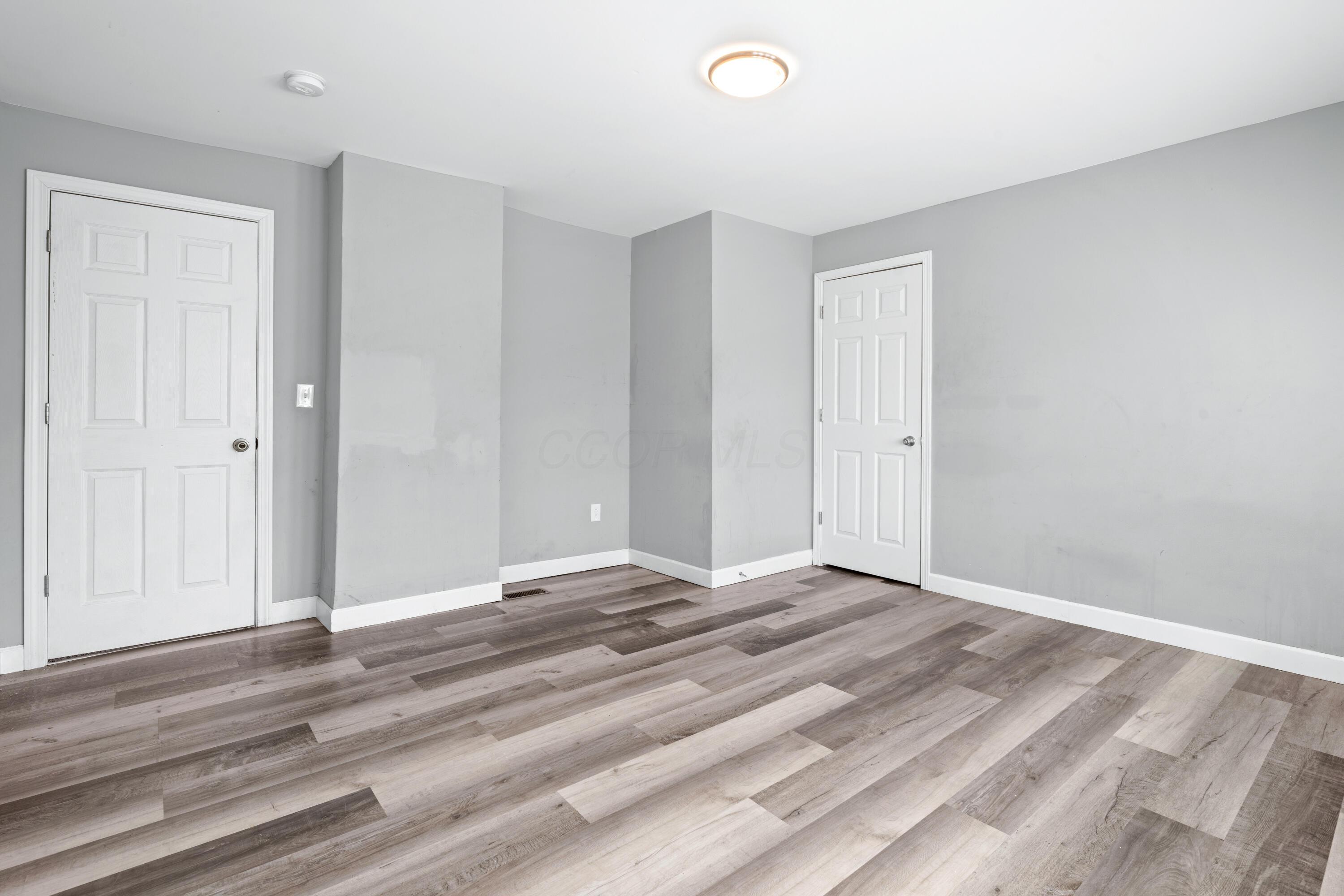 1360 East Weber Road Columbus, OH 43211 - Photo 18 of 25 DSC_5061