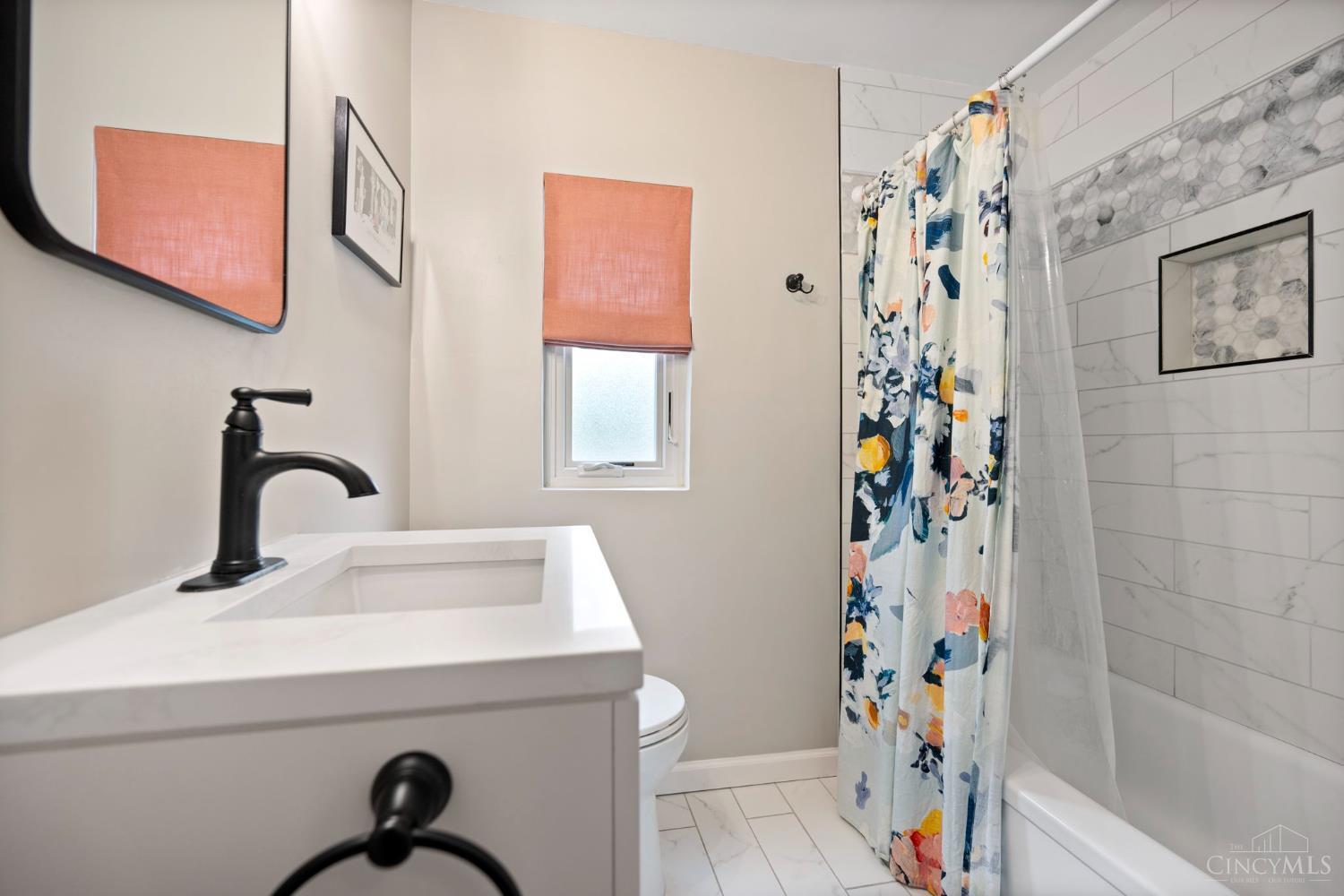 7212 Garden Road Cincinnati, OH 45236 - Photo 15 of 26 Gallery Image 15
