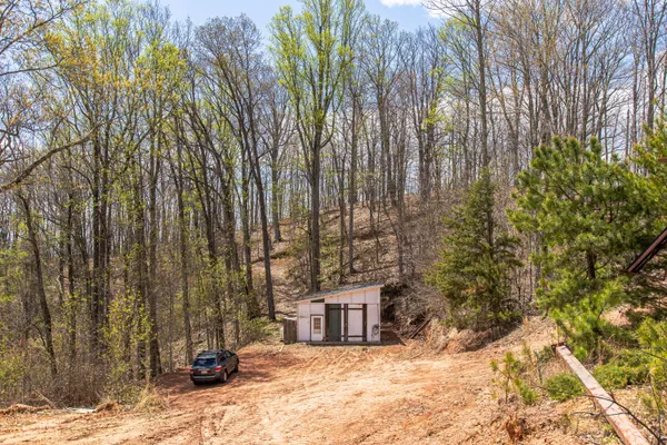 $195,000 | 760 Walkers Creek Road, Marion, VA 24354