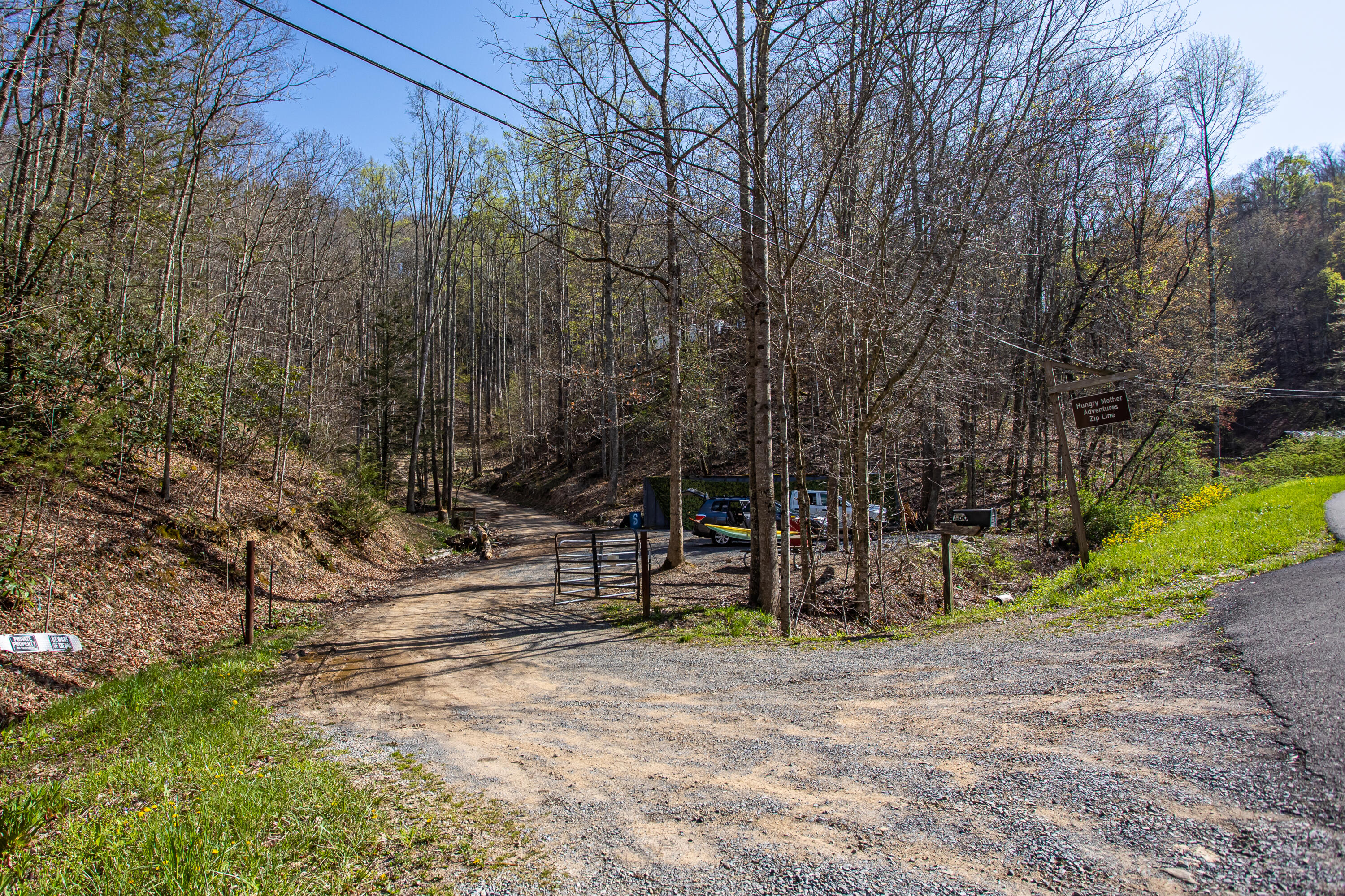 760 Walkers Creek Road Marion, VA 24354 - Photo 4 of 36 H93A2462