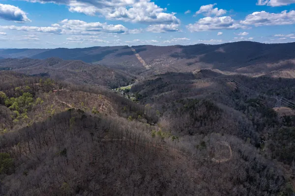 $195,000 | 760 Walkers Creek Road, Marion, VA 24354