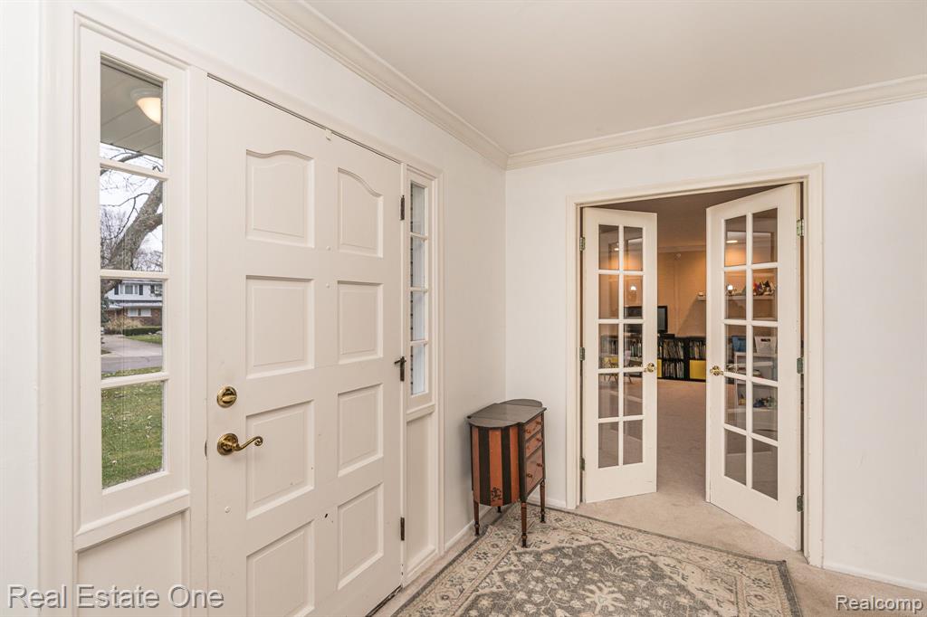 258 Belle Vernon Court Rochester, MI 48309 - Photo 5 of 41