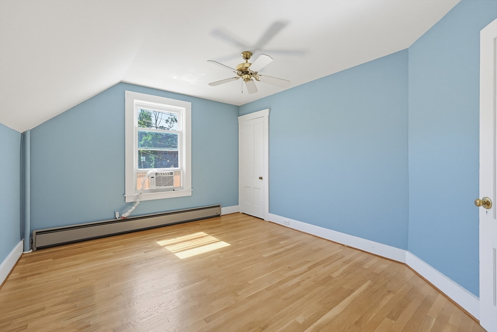 210 Pleasant Street Marblehead, MA 01945 - Photo 24 of 37