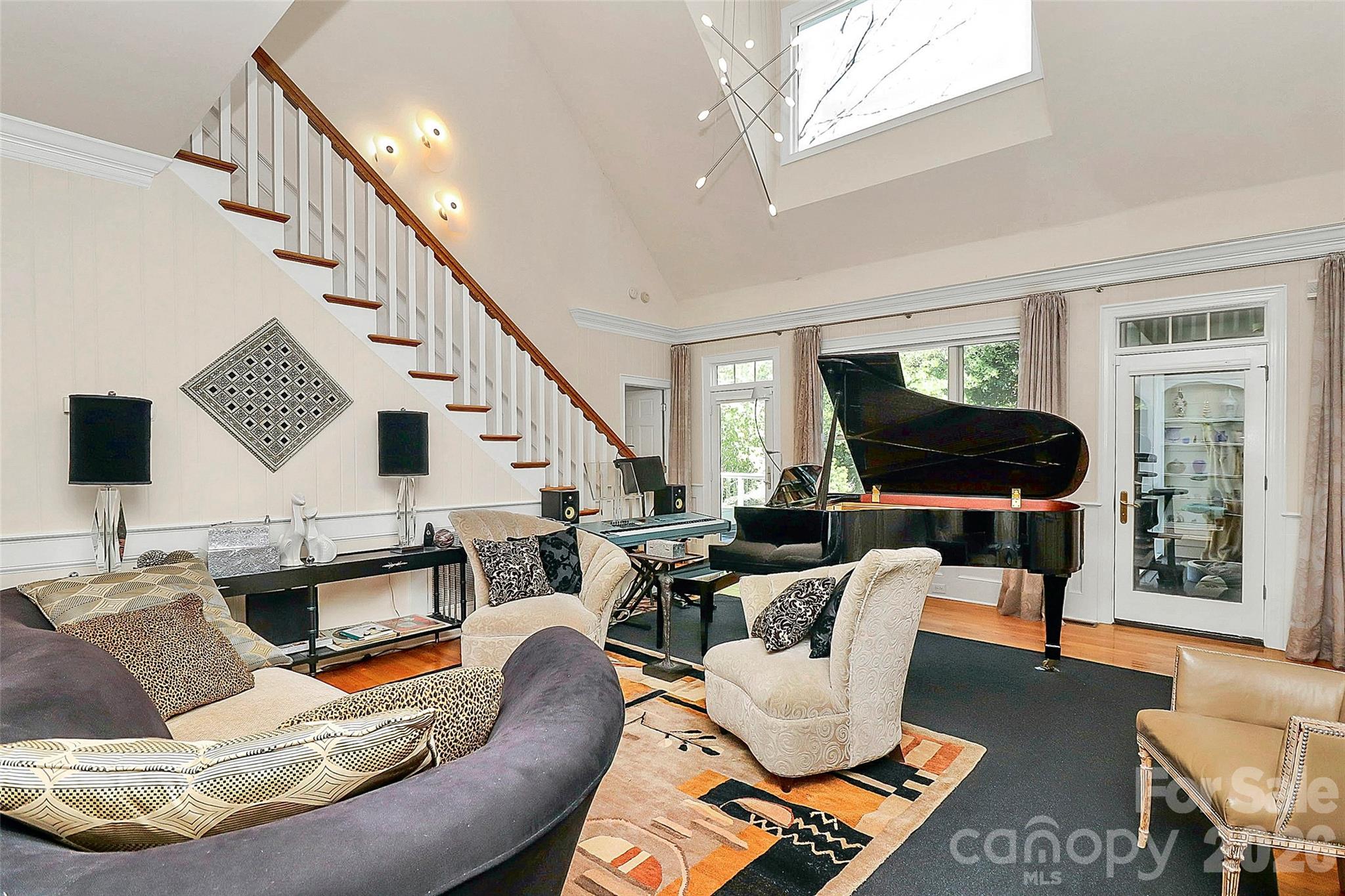 304 South Canterbury Road Charlotte, NC 28211 - Photo 3 of 39 a living room with furniture fireplace and a window