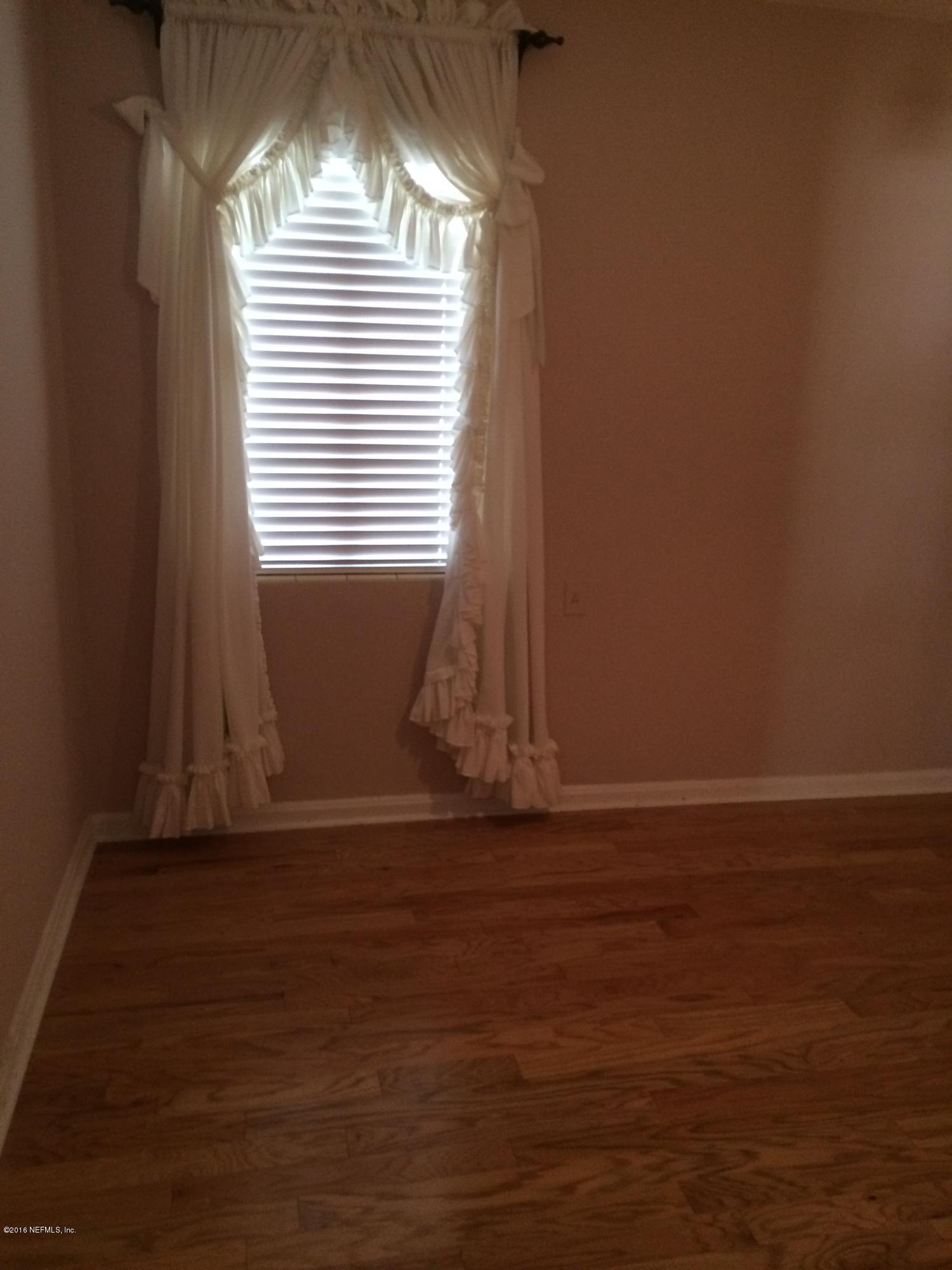 626 Bay Ridge Road Jacksonville, FL 32216 - Photo 17 of 42 REAL ESTATE 053