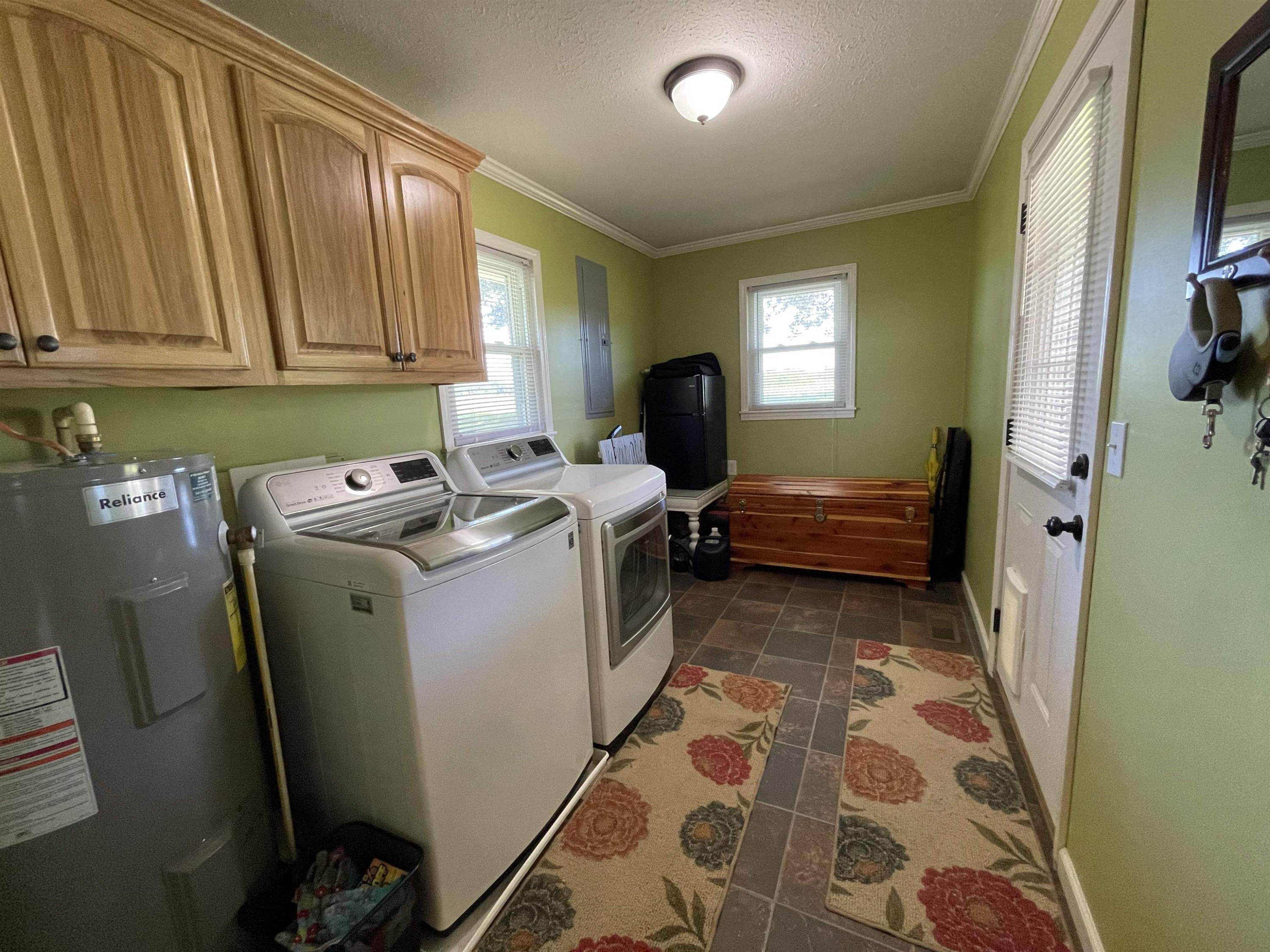2507 East Grove Road Gleason, TN 38229 - Photo 24 of 37 a utility room with dryer and washer