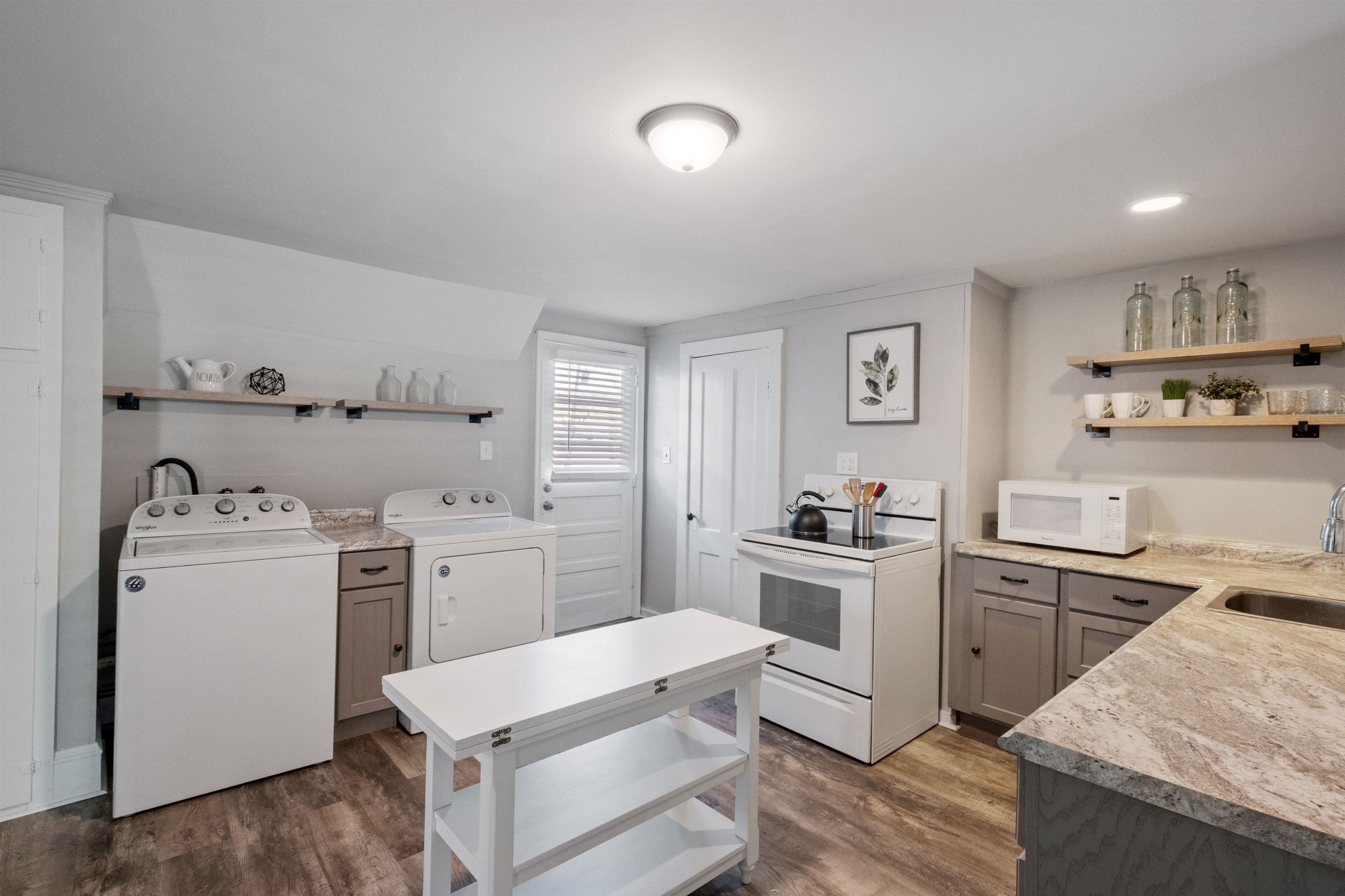 526 Hevey Street, Unit 3 Manchester, NH 03102 - Photo 7 of 18