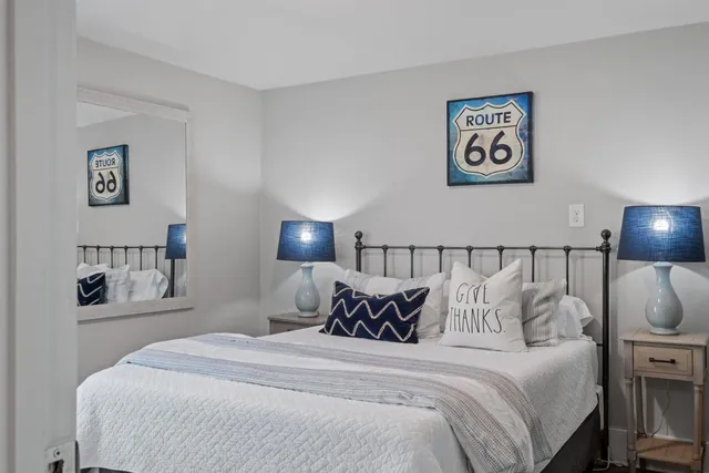 $2,350 | 526 Hevey Street, Unit 3, Manchester, NH 03102