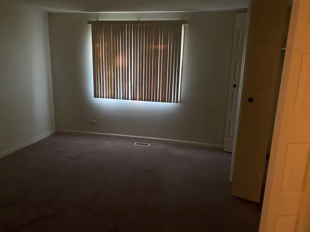 $239,000 | 13 Eastham Court, Unit 13, Schaumburg, IL 60193