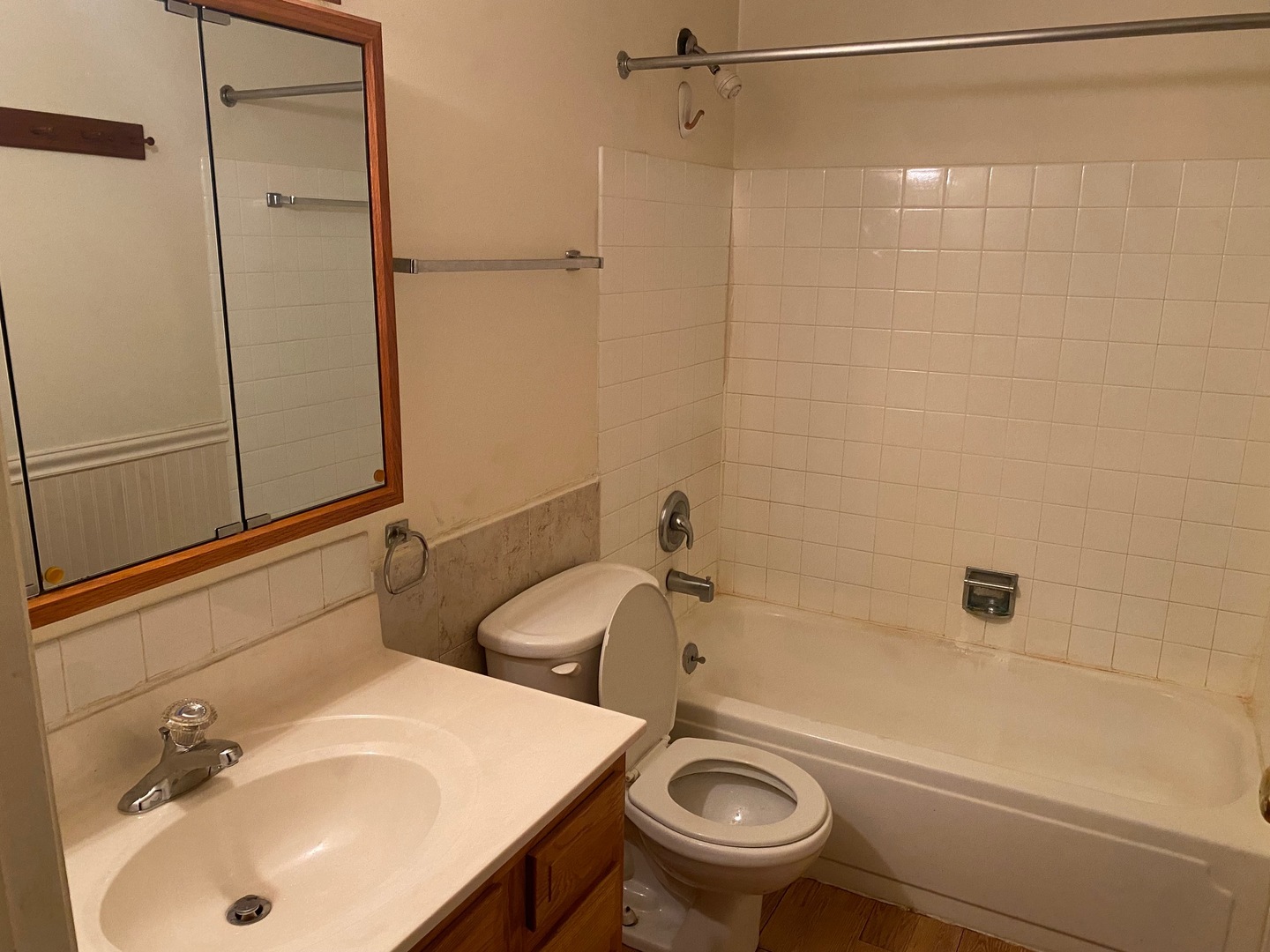 13 Eastham Court, Unit 13 Schaumburg, IL 60193 - Photo 8 of 8