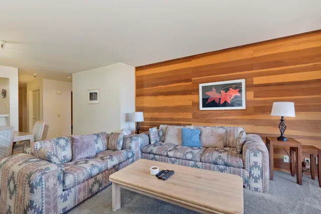 $899,000 | 20 Bridges Lane, Unit 105, Mammoth Lakes, CA 93546