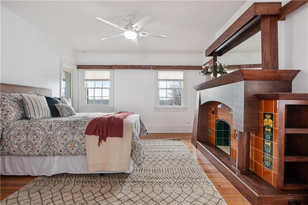 4305 Centre Pittsburgh, PA 15213 - Photo 24 of 47 a living room with furniture and a fireplace