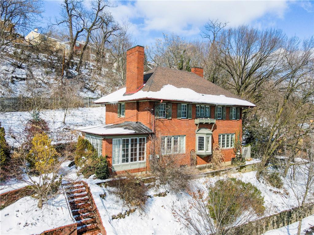 4305 Centre Pittsburgh, PA 15213 - Photo 4 of 47 a front view of a house with garden
