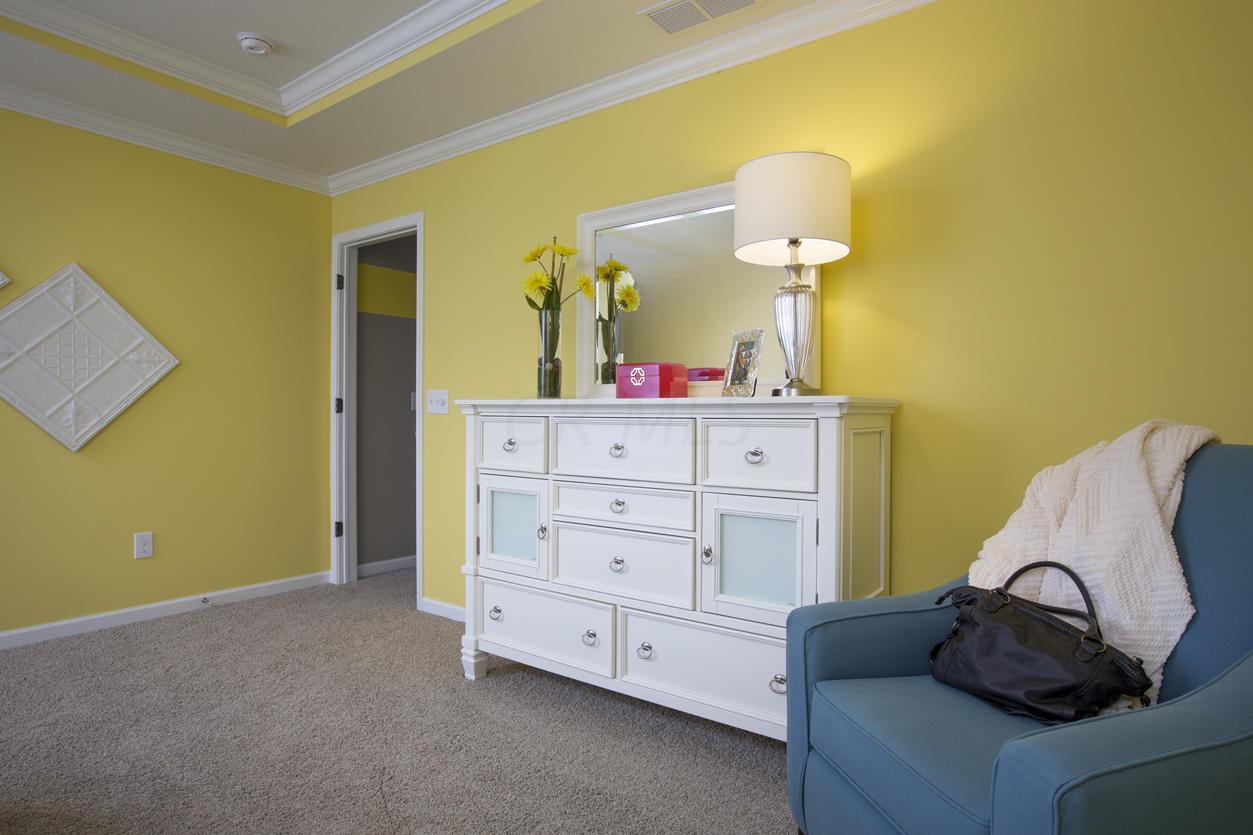 5637 Renner Road Columbus, OH 43228 - Photo 14 of 23 Gallery Image 14