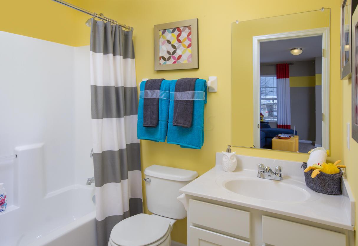 5637 Renner Road Columbus, OH 43228 - Photo 17 of 23 Gallery Image 17