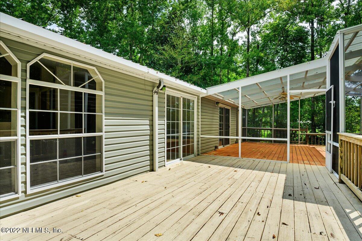 147 Finnigan Road Satsuma, FL 32189 - Photo 6 of 42 Deck