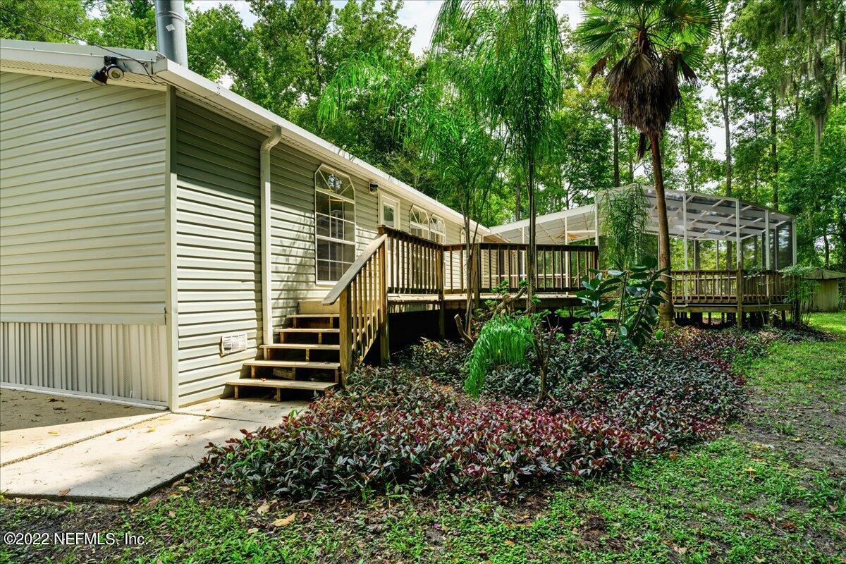 147 Finnigan Road Satsuma, FL 32189 - Photo 8 of 42 Back