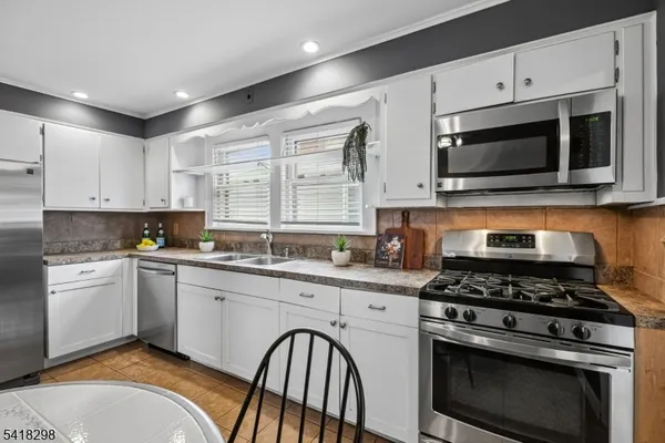 $489,000 | 162 Sandford Avenue, North Plainfield, NJ 07060