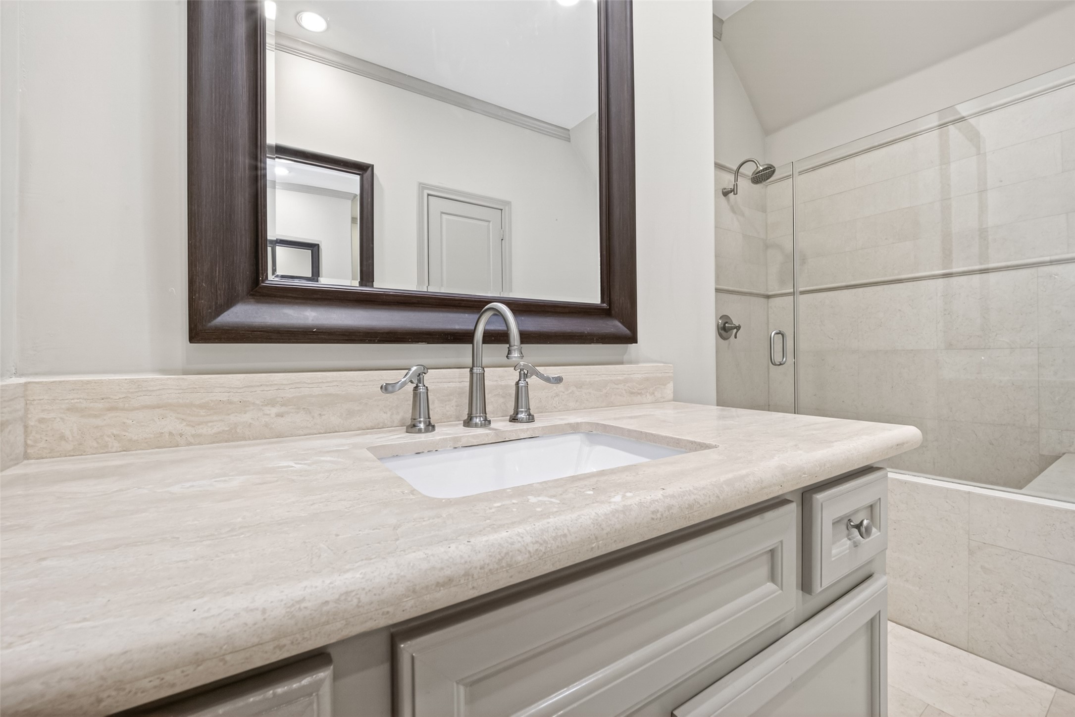 308 West Bell Street Houston, TX 77019 - Photo 48 of 50