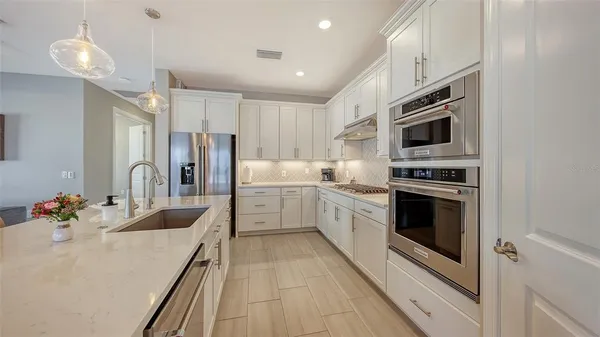 $5,500 | 7675 Summerland Cove, Bradenton, FL 34202