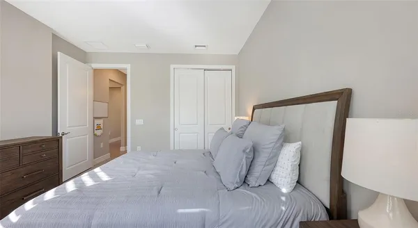 $5,500 | 7675 Summerland Cove, Bradenton, FL 34202