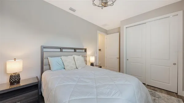 $5,500 | 7675 Summerland Cove, Bradenton, FL 34202