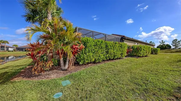 $5,500 | 7675 Summerland Cove, Bradenton, FL 34202